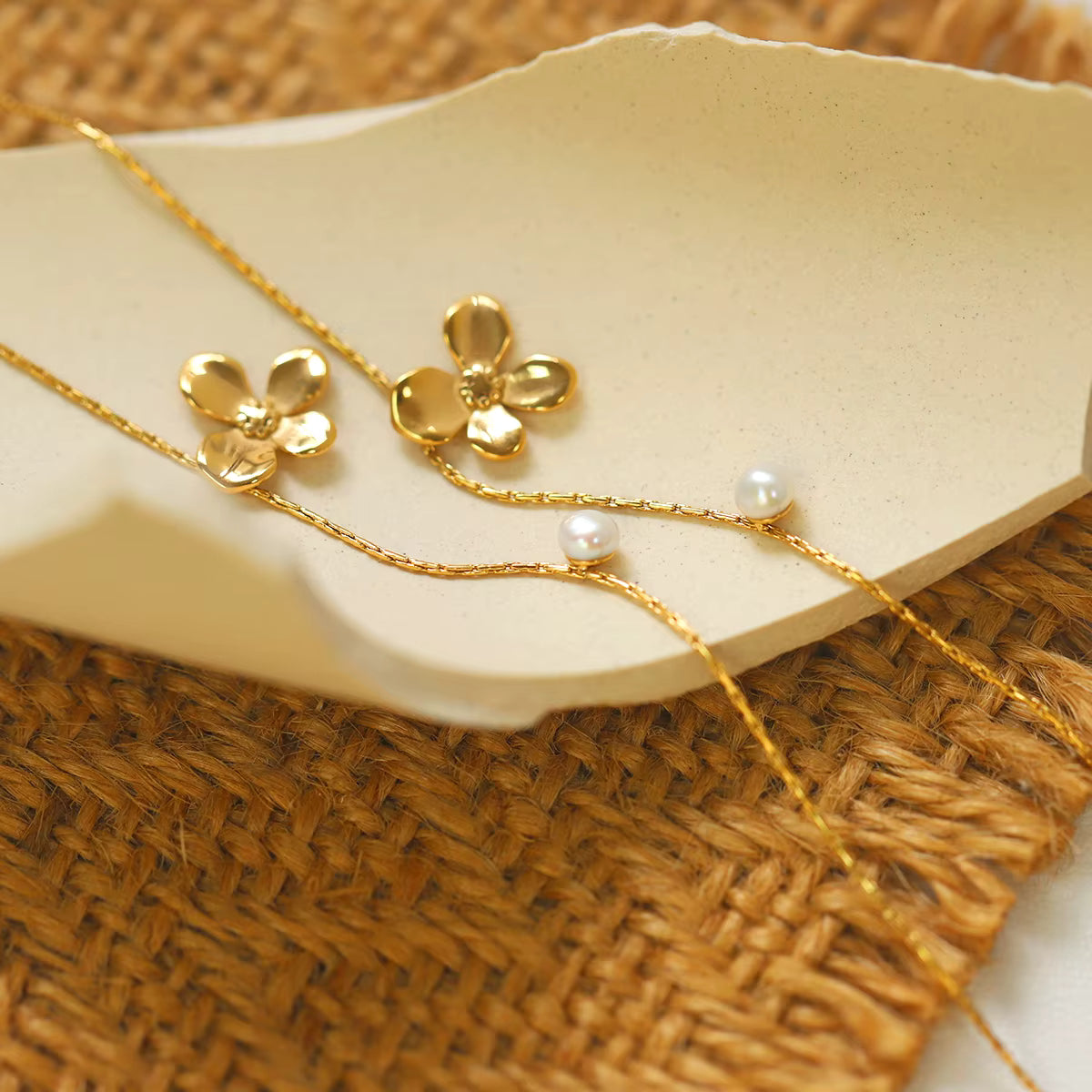 Osmanthus Necklace