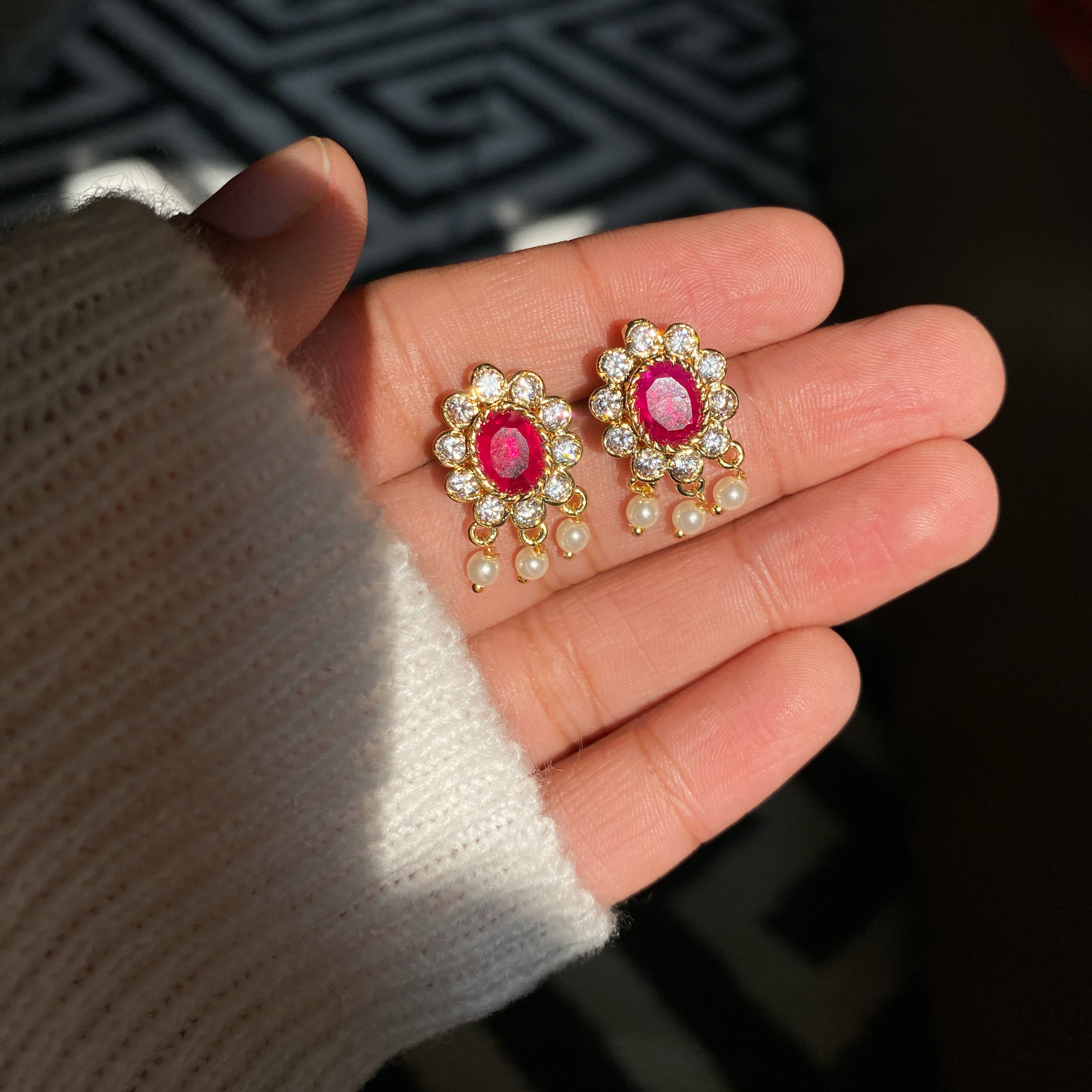 Aura antique earrings - RosyWine