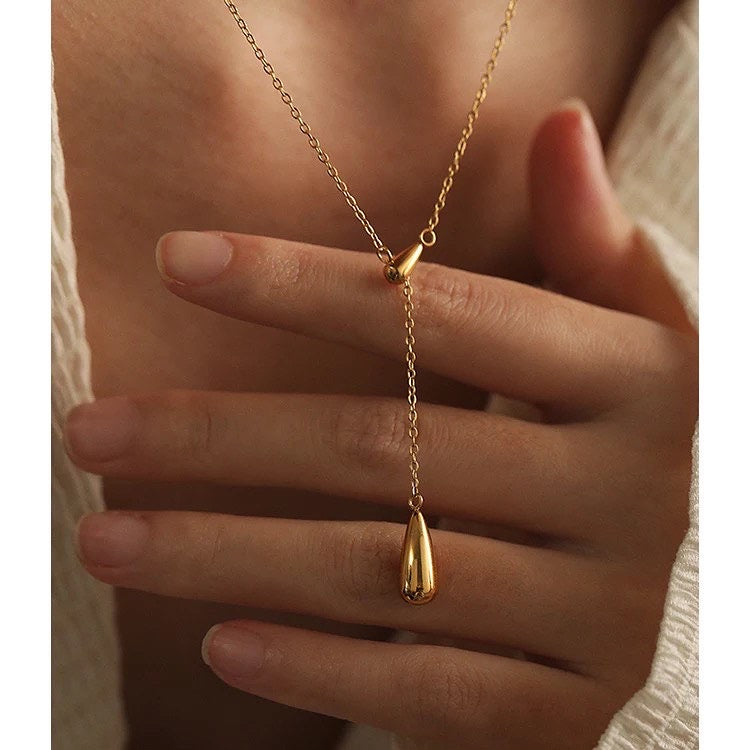 Drop Tassel Necklace - RosyWine