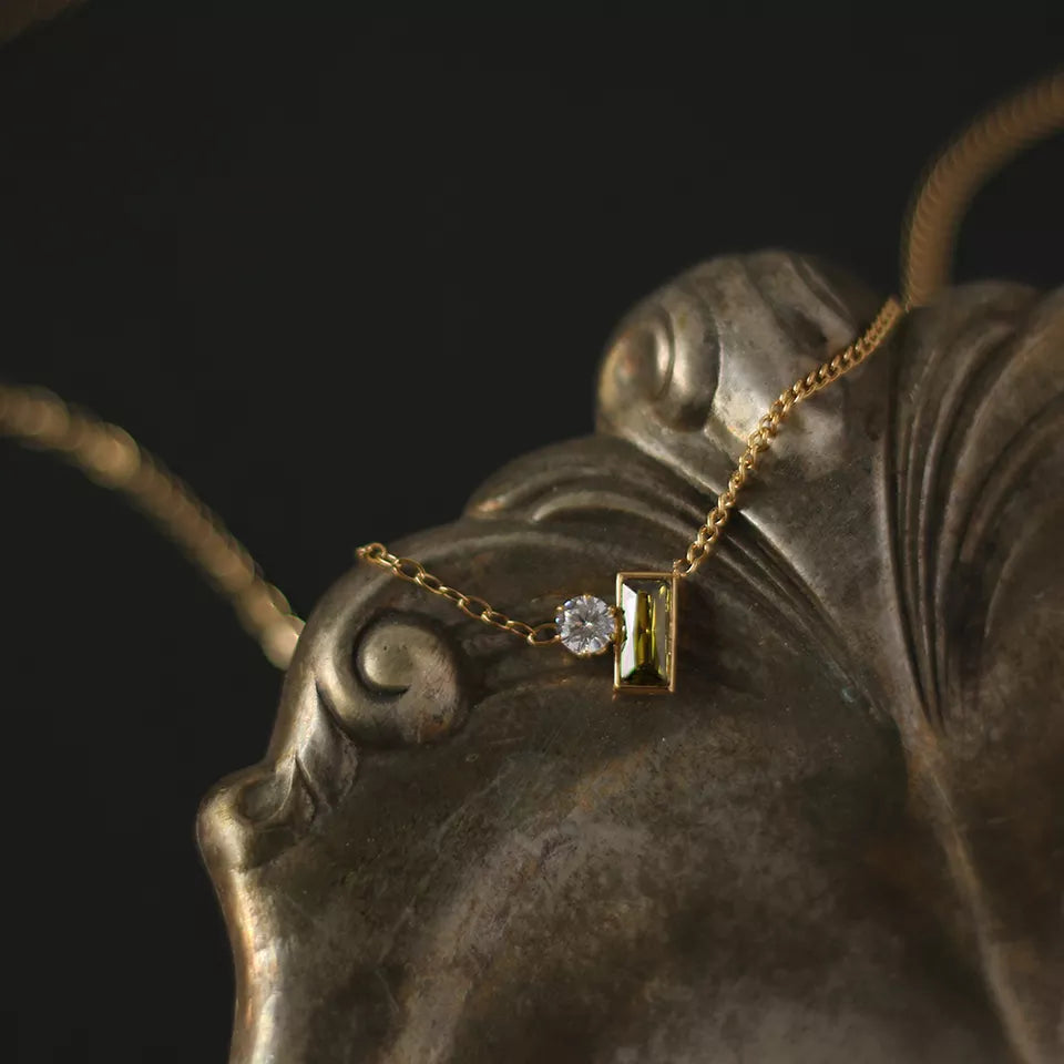 Olive Retro Necklace - RosyWine