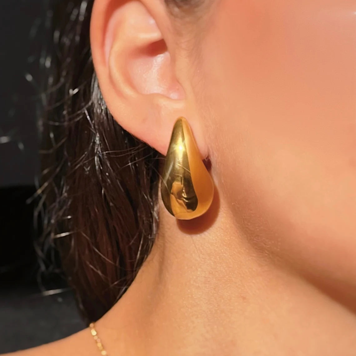 Black Water Drop Crystal Rhinestone Gold Earrings – SPARKLE ARMAND
