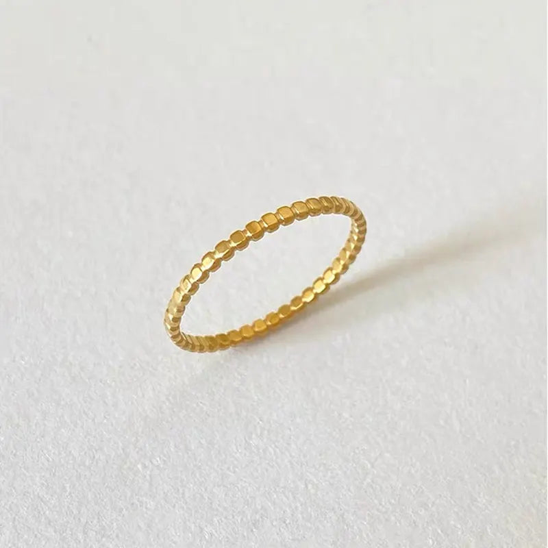 Dainty Dotted Ring