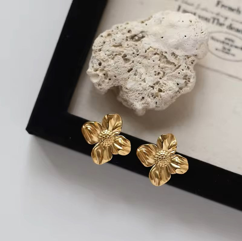 Astoria Flower Earrings