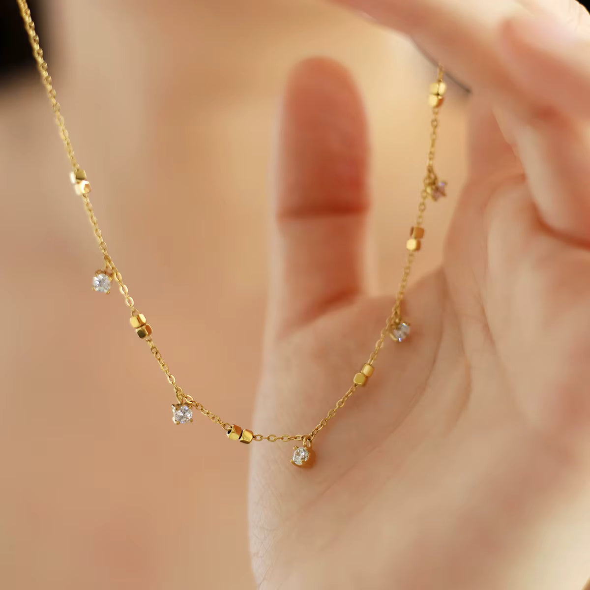 Arosa Dainty Necklace