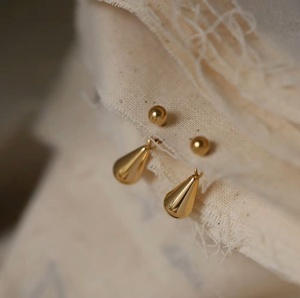 Arco Drop Earrings