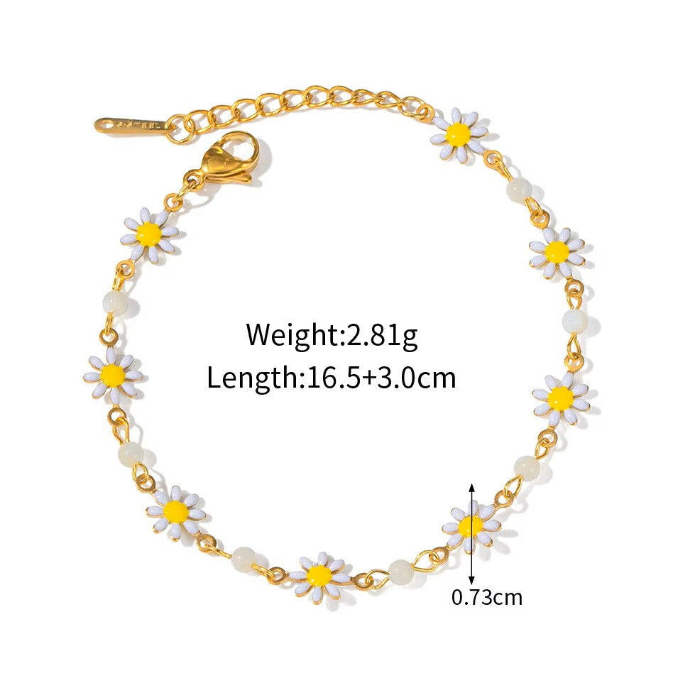 White Daisy Bracelet