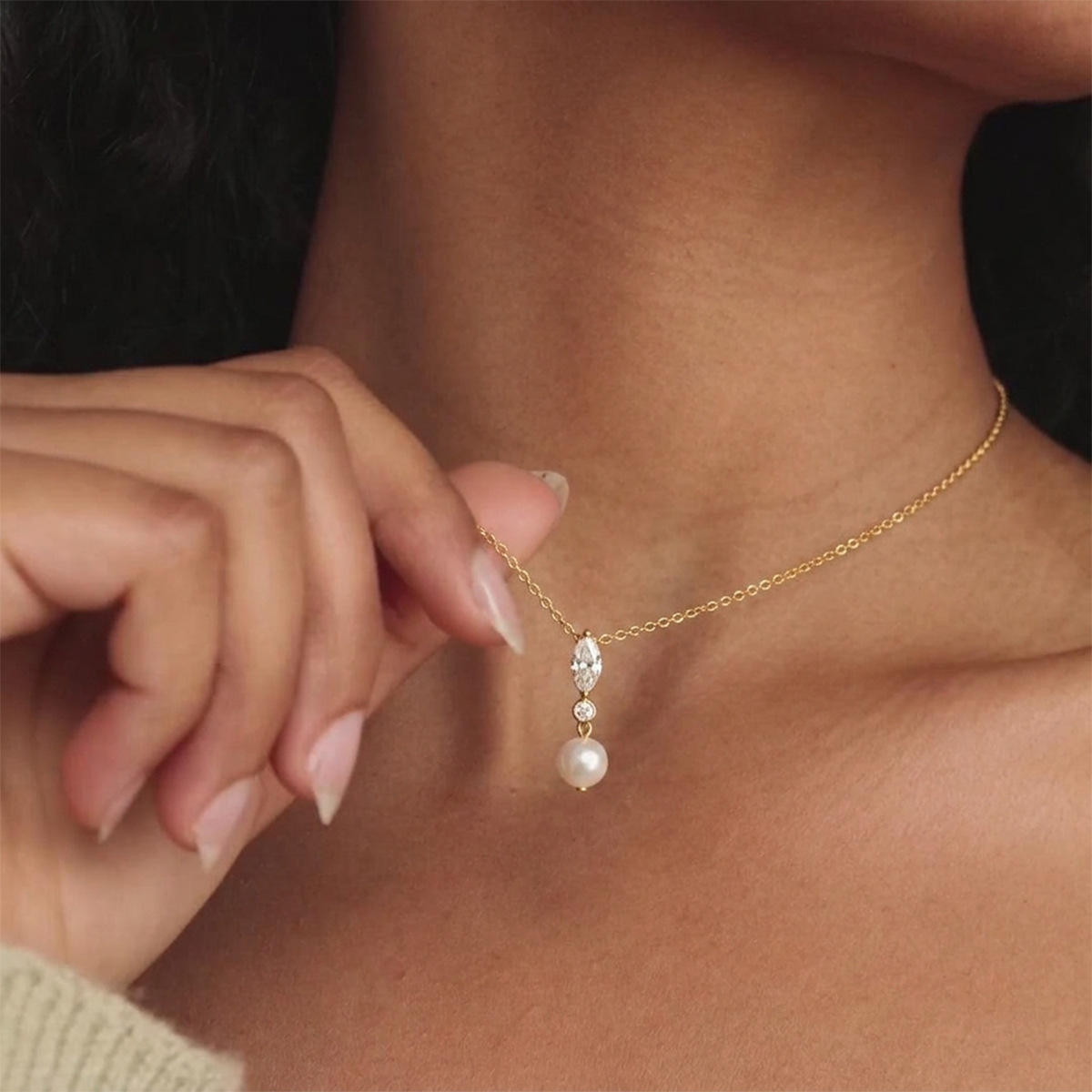Skye Pearl Necklace
