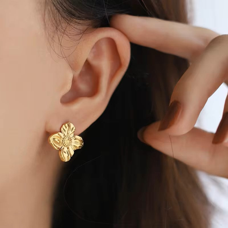 Astoria Flower Earrings