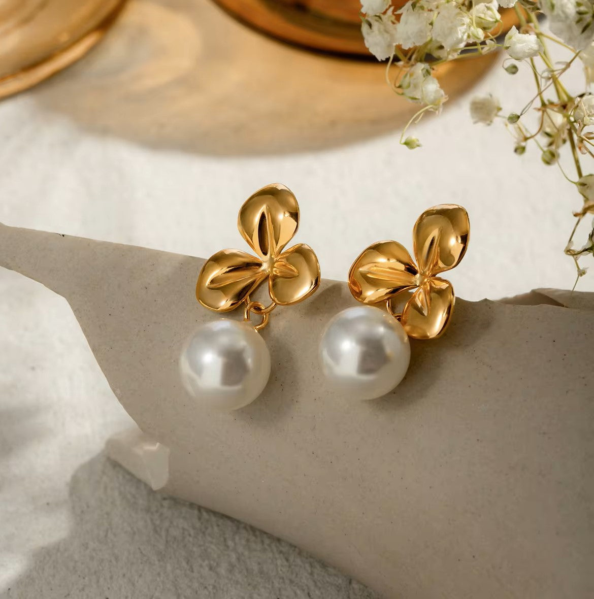 Gilbert Pearl Earrings