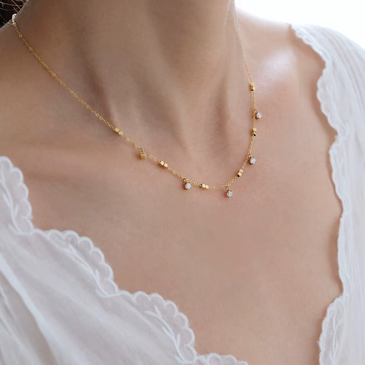 Arosa Dainty Necklace
