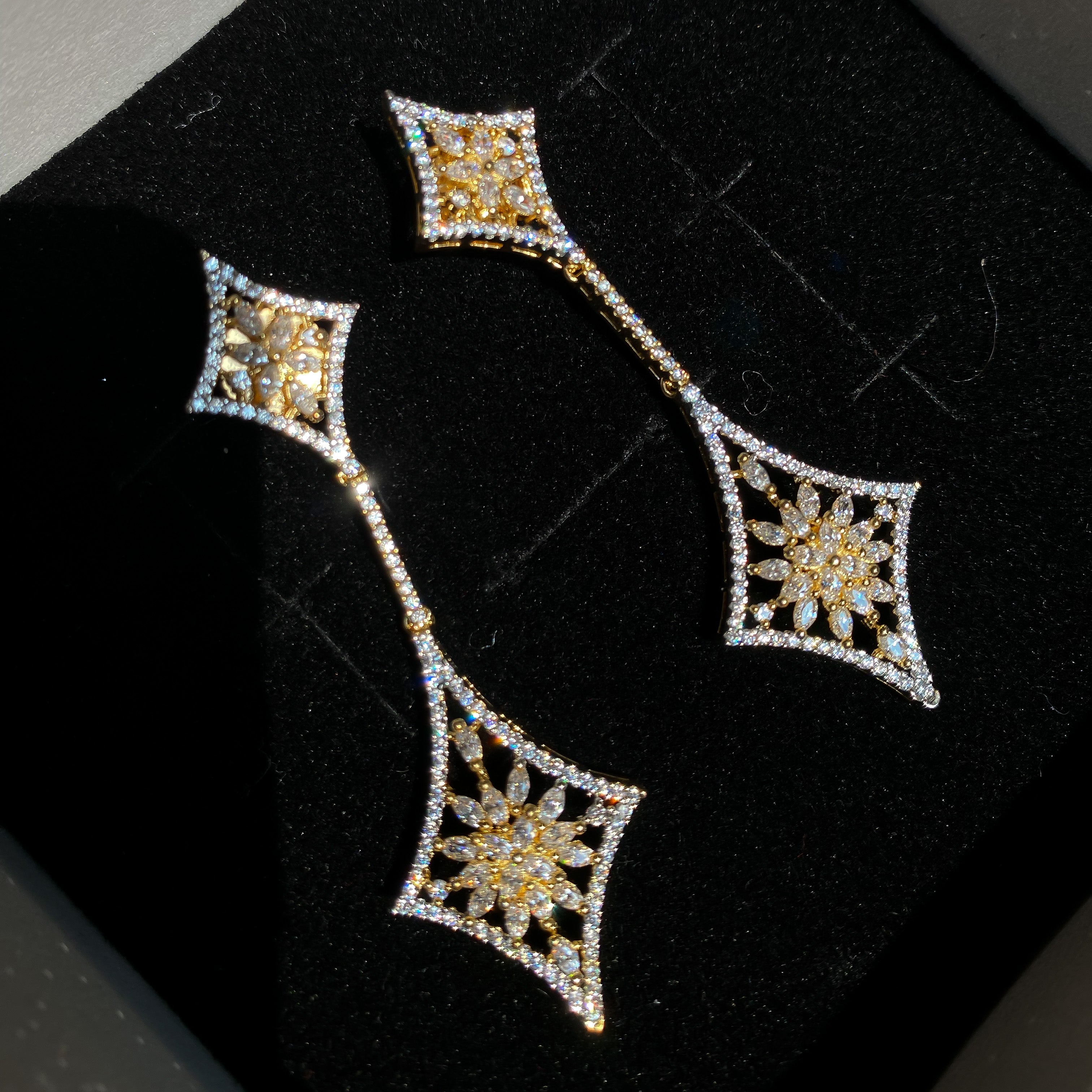 Madalion diamond earrings - RosyWine 