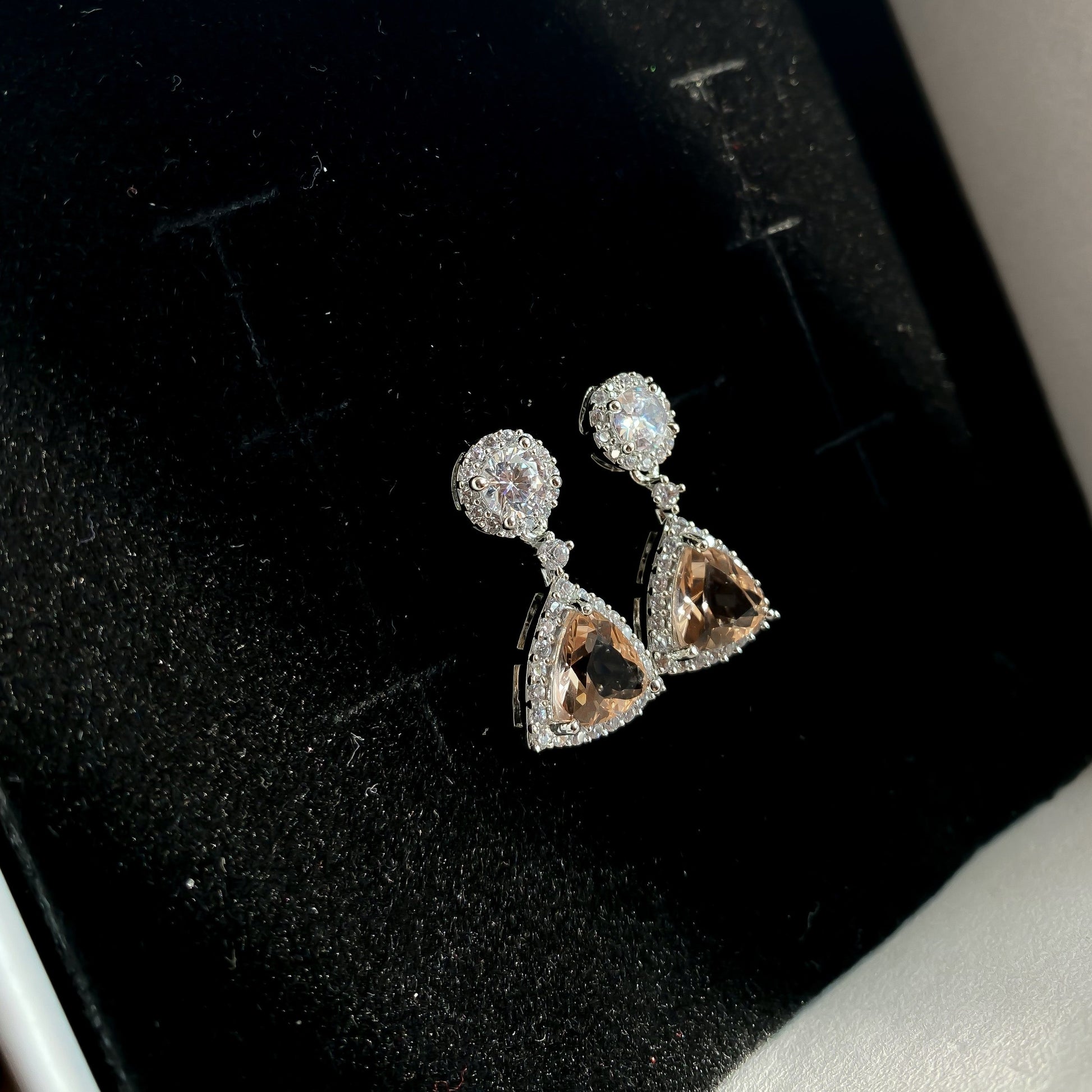 Classic diamond earrings - RosyWine 